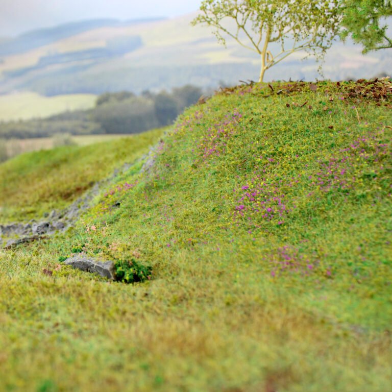 Make Your Diorama Realistic with Our Static Grass Applicator!