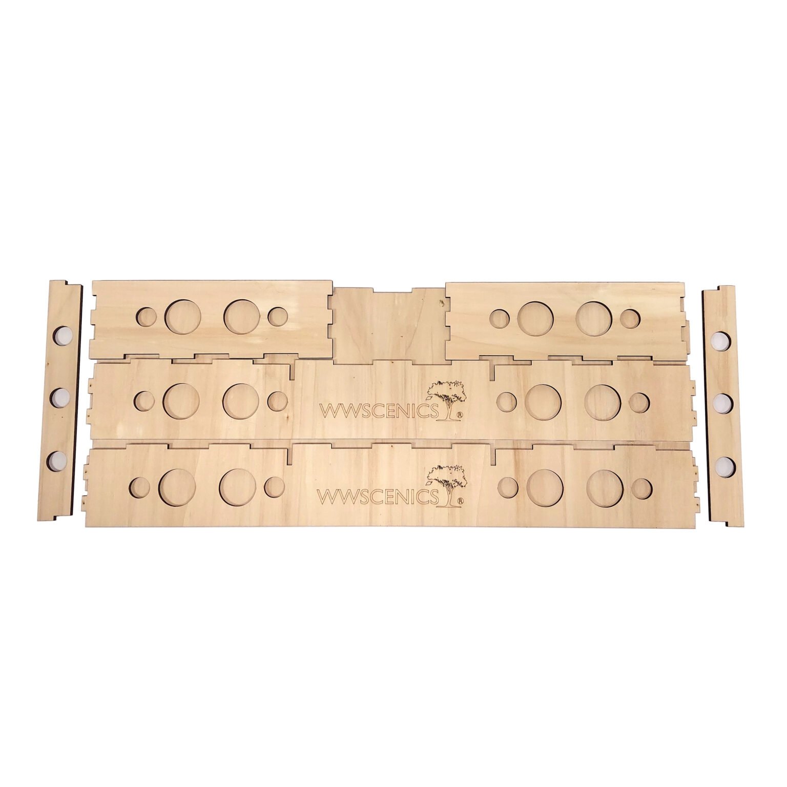Scale Model Base Board Deluxe Base Board | 750mm x 300mm (UK Only) – WWScenics