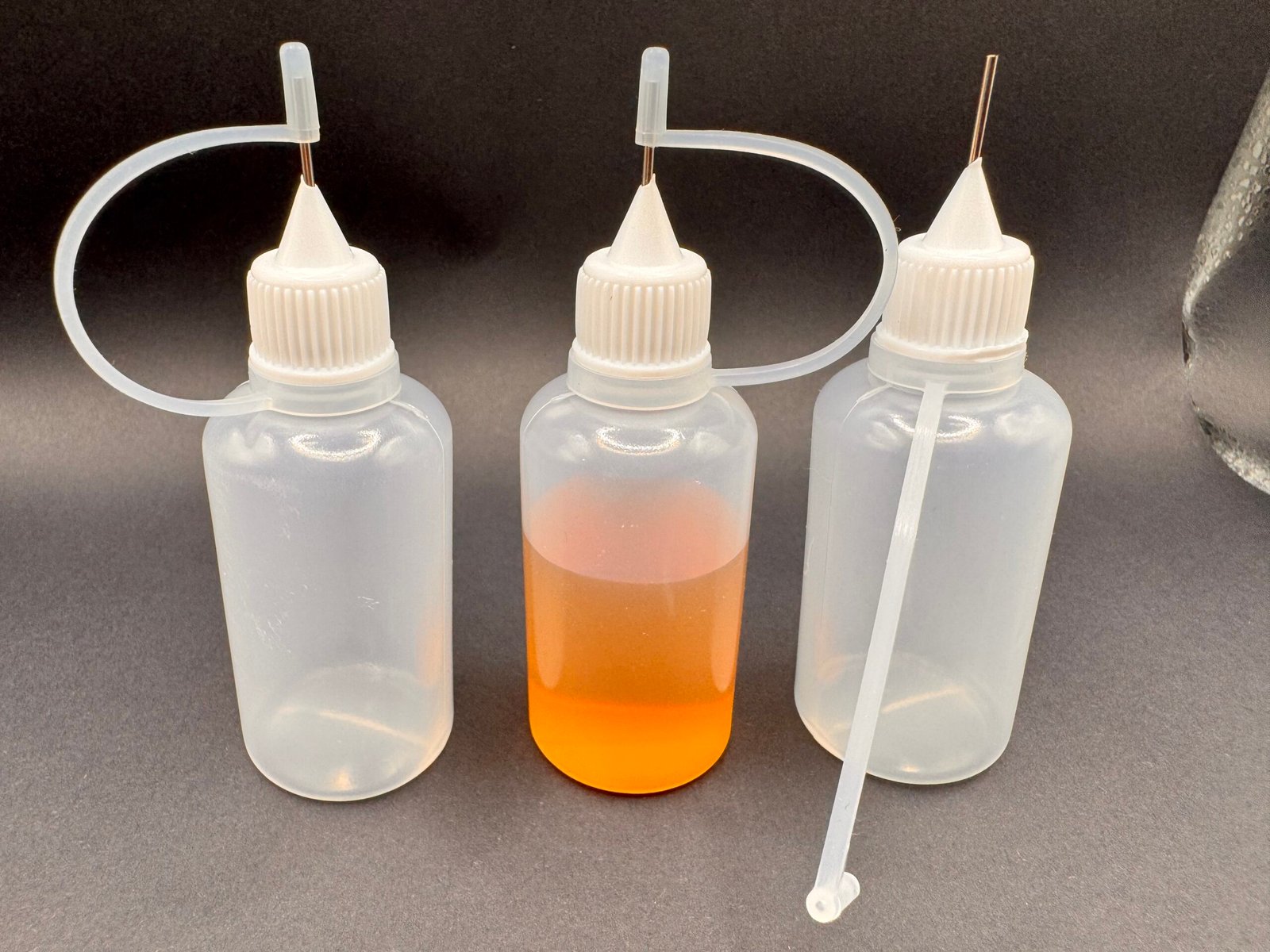 3 x 30ml Precision Dropper Bottles – Soft Plastic Squeeze Bottles with Fine Metal Tip for Glue, Paint, Craft & DIY